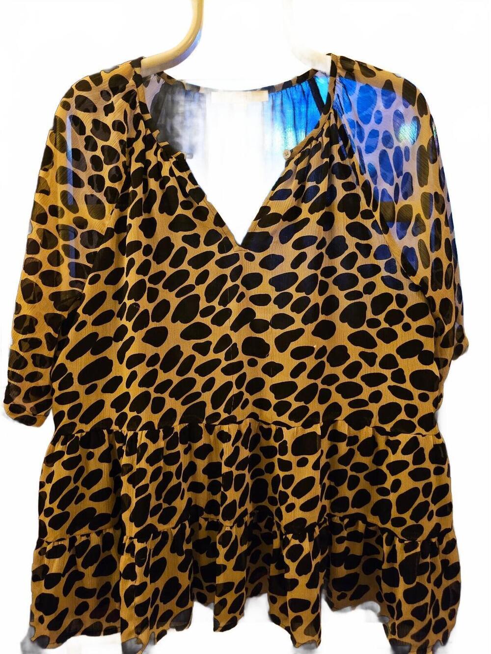 Loft Blouse Womens Medium Leopard Top - button closure EUC
